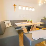 Gabi By Interhome וונס