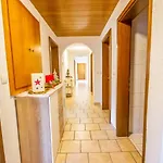 Gabi By Interhome דירה וונס